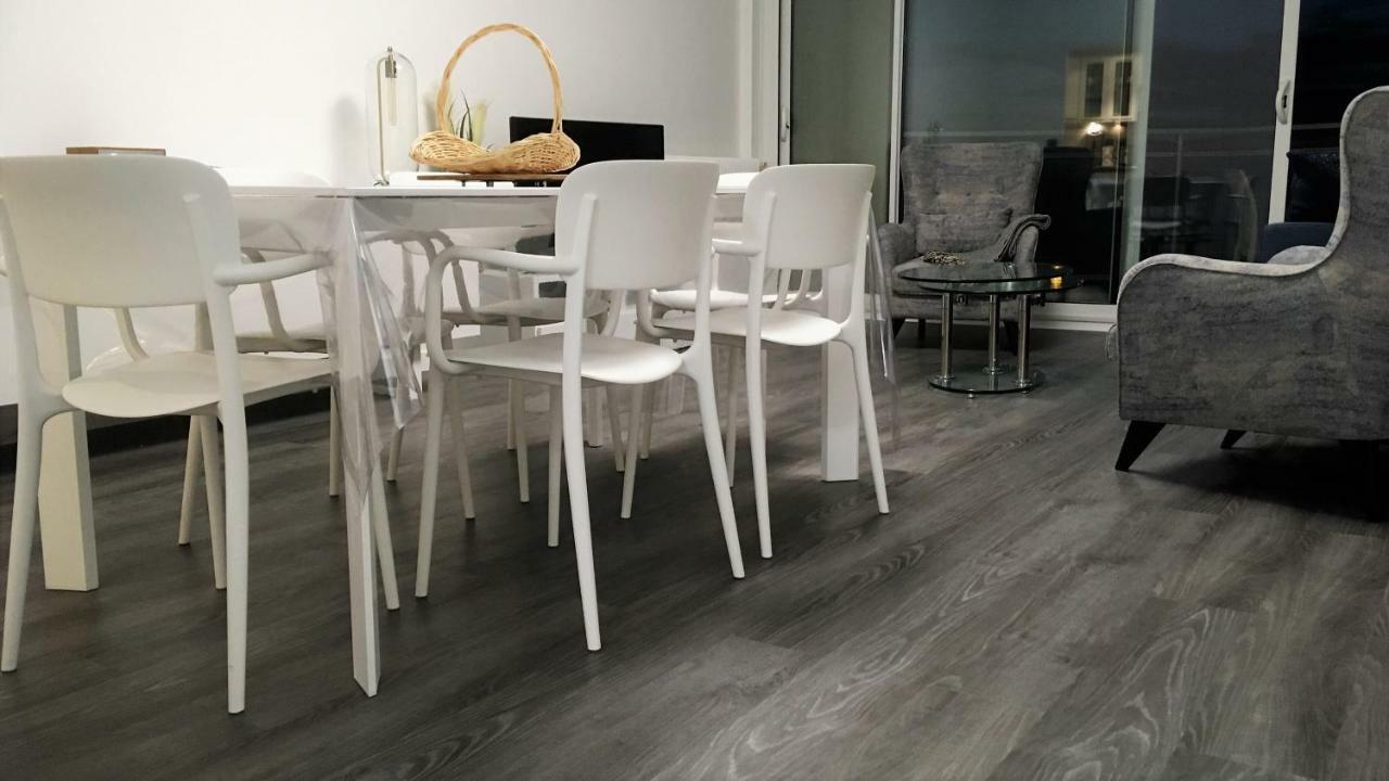 Splendide T3 De 70m2 Vue A 2 Minutes Du Centre-ville *
